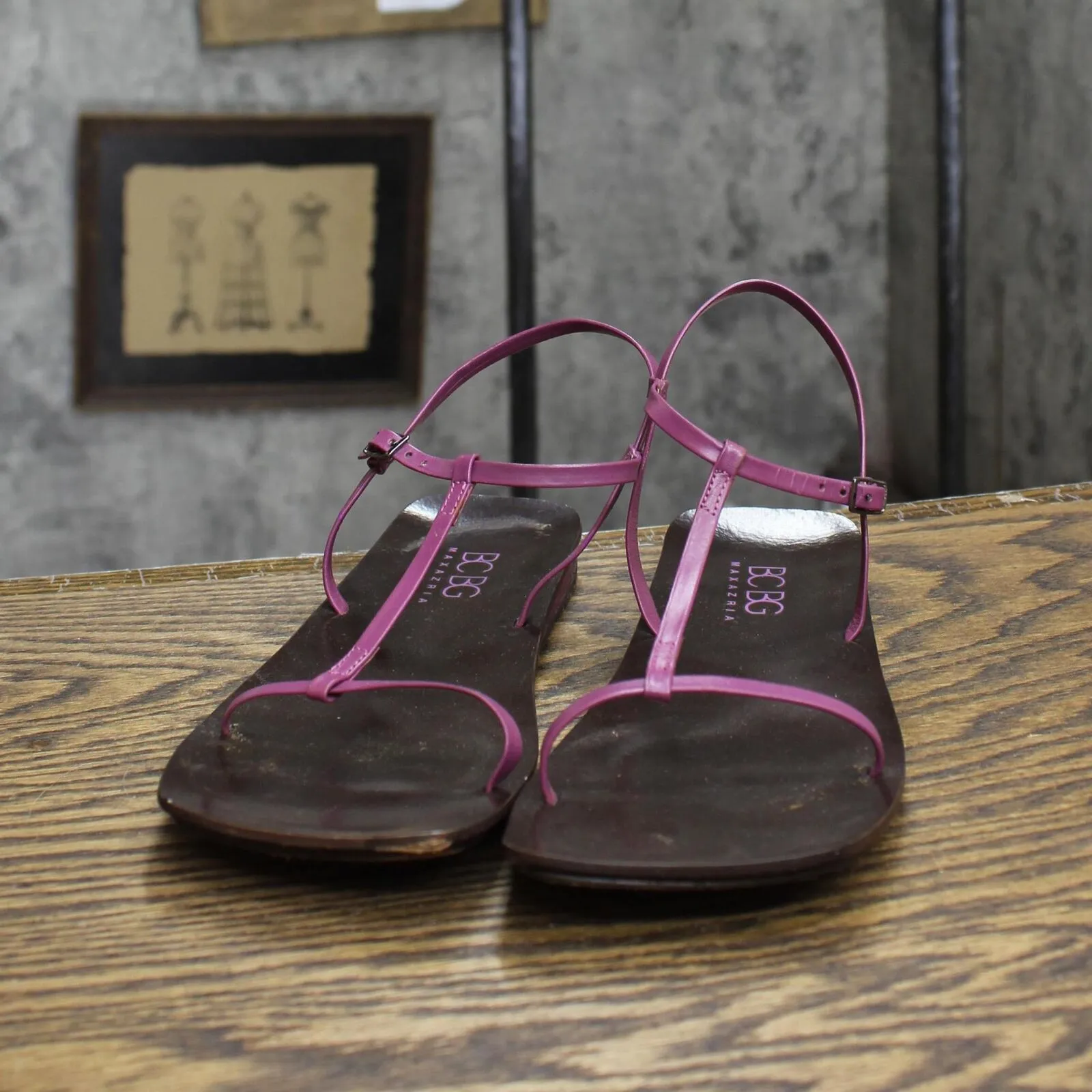 BCBG Womens Vintage Square Strappy Sandals 1673d50d622477 Purple Black 6B