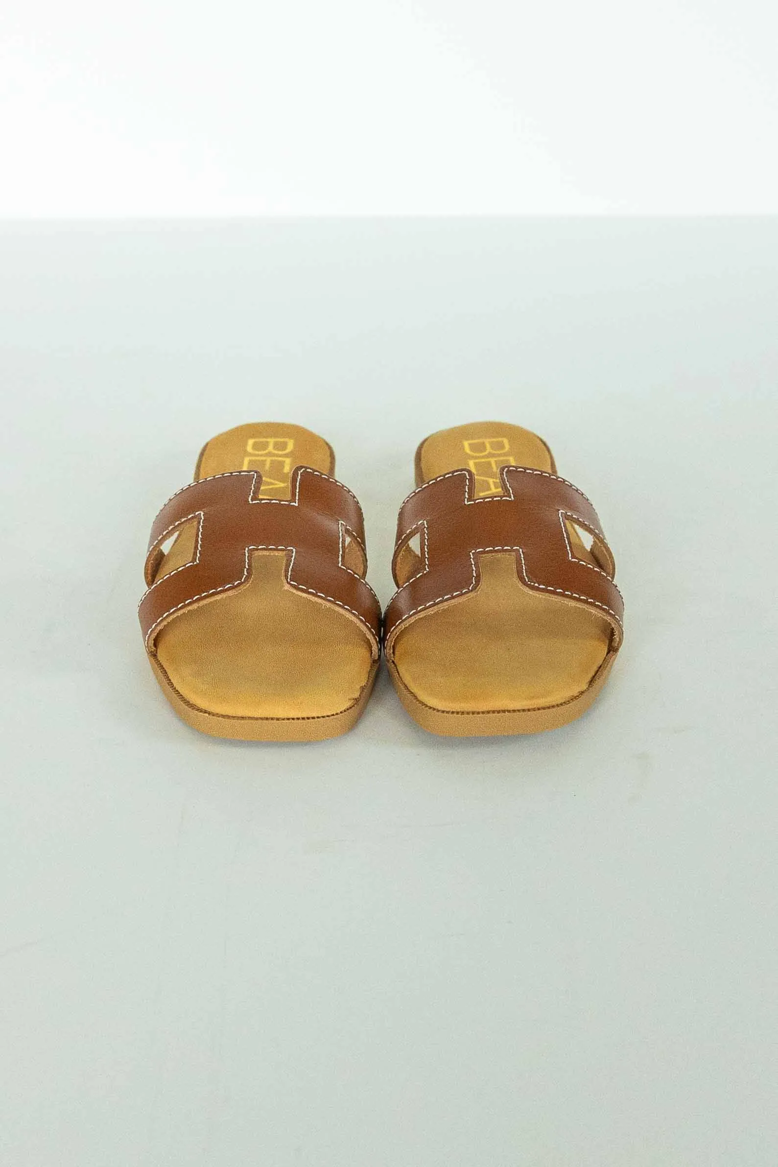 [BEACH MATISSE] ARLES SANDAL-COGNAC