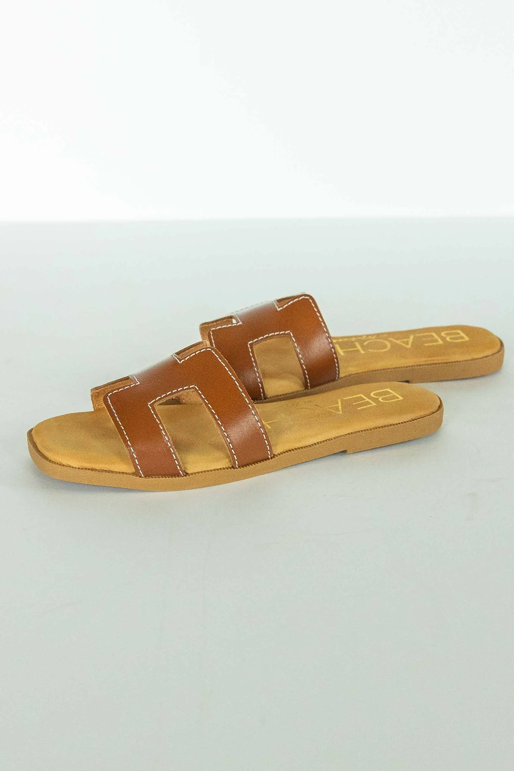 [BEACH MATISSE] ARLES SANDAL-COGNAC