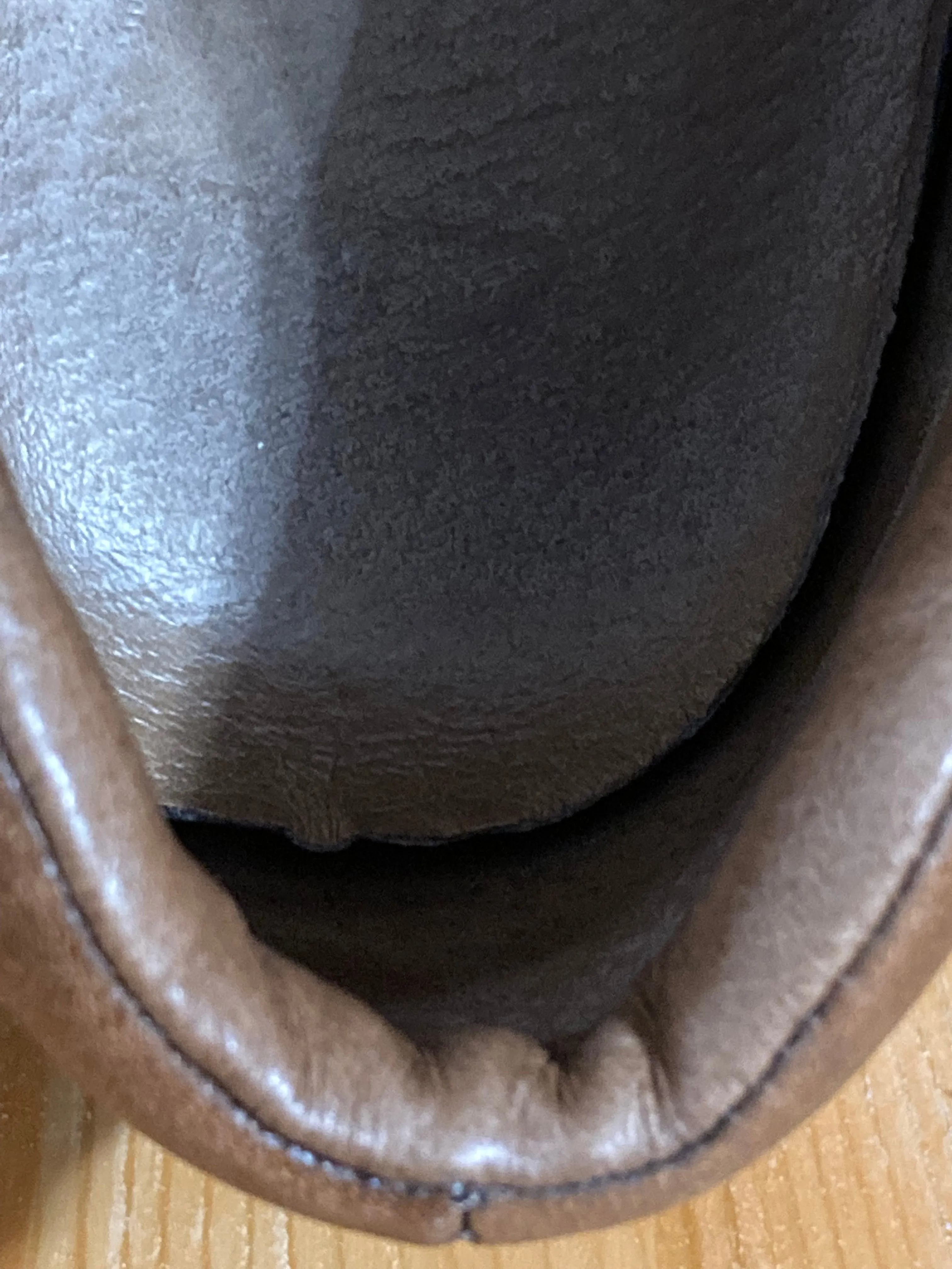 CLARKS ENGLAND CODE Men's Size 10.5M Leather Casual Slip On Shoes Sneakers Loafers Brown