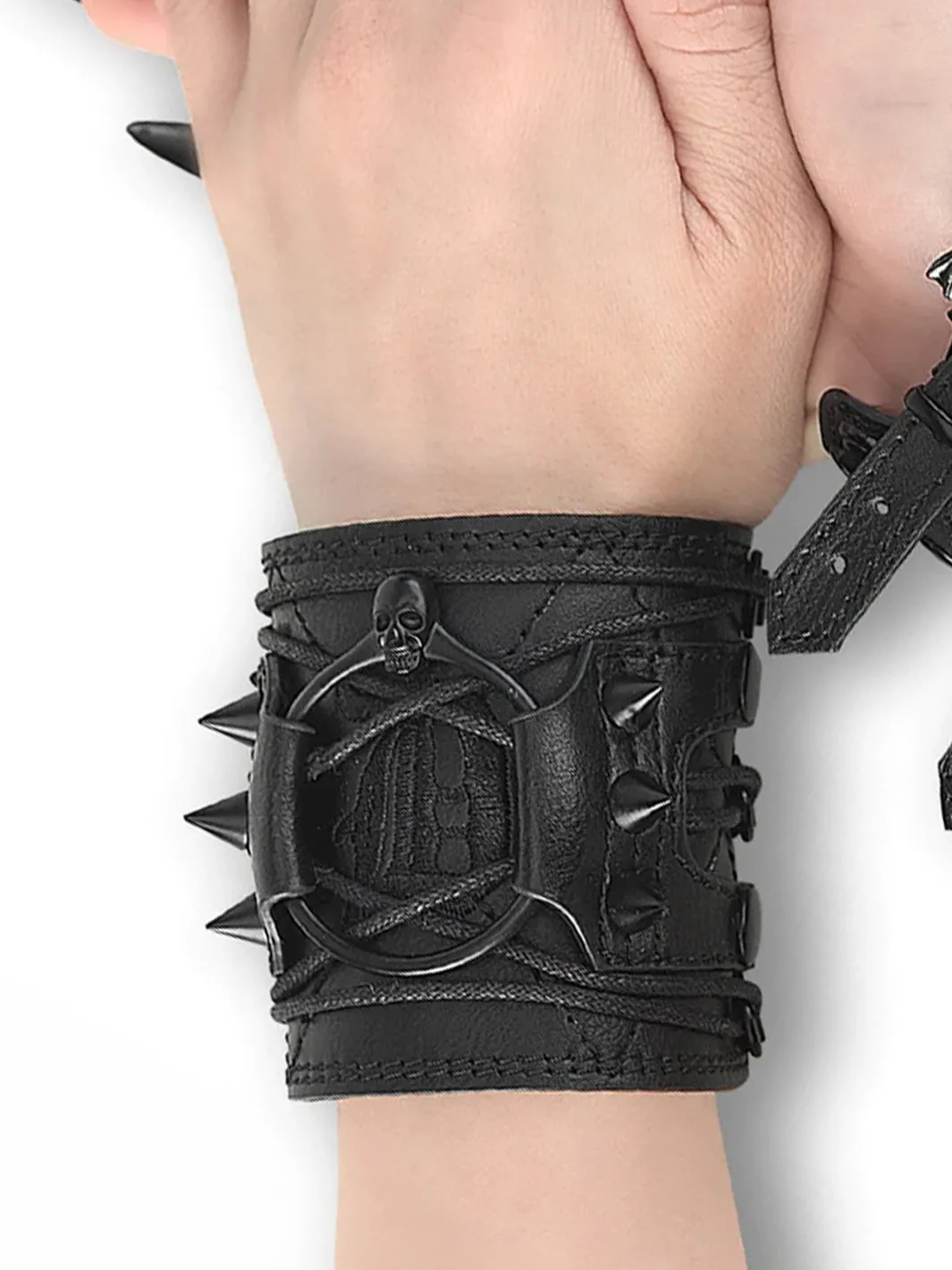 DA-406 SPIKED WRIST CUFFS ✰ PRE ORDER ✰