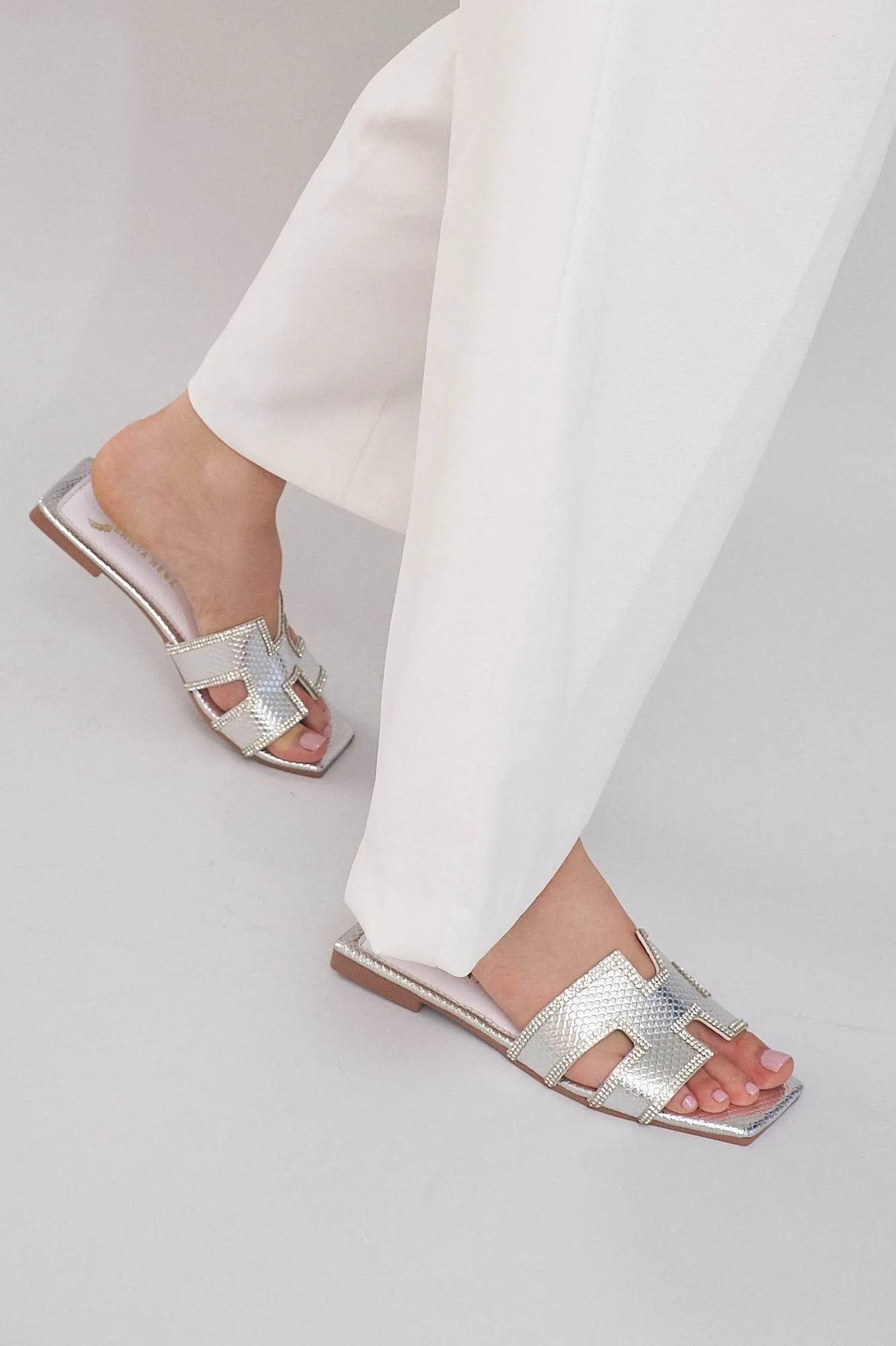 Dubai H Flats - Rhinestone Silver