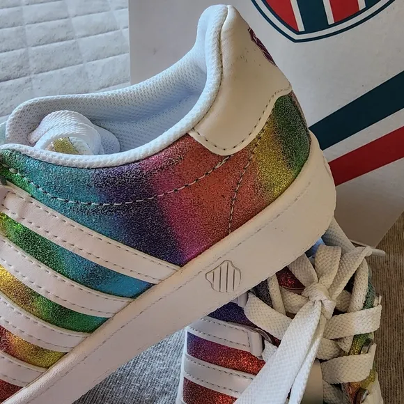 K Swiss Girls Rainbow Classic VN Sneakers Size 2.5 New
