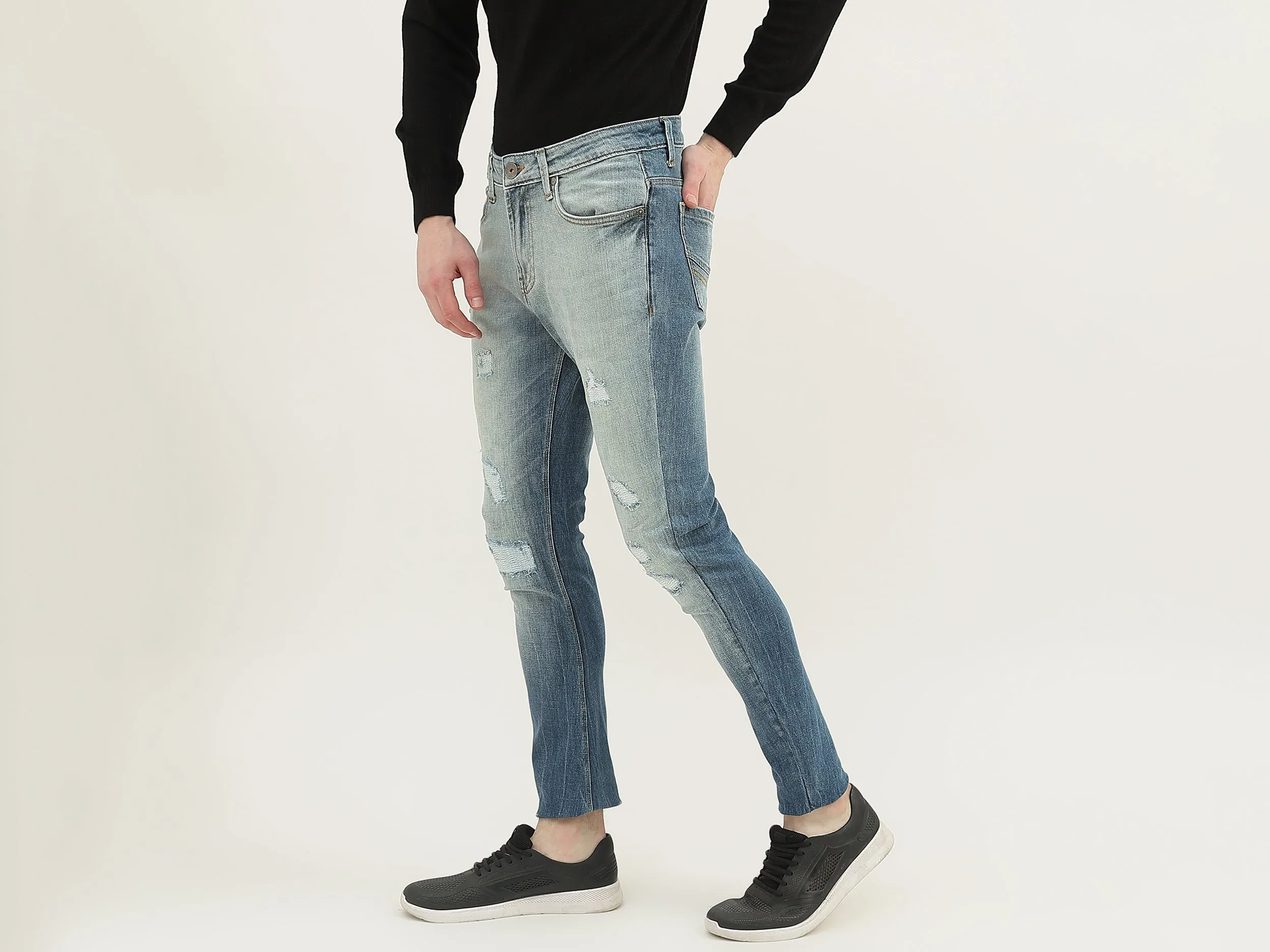 Men Solid Carrot Fit Jeans