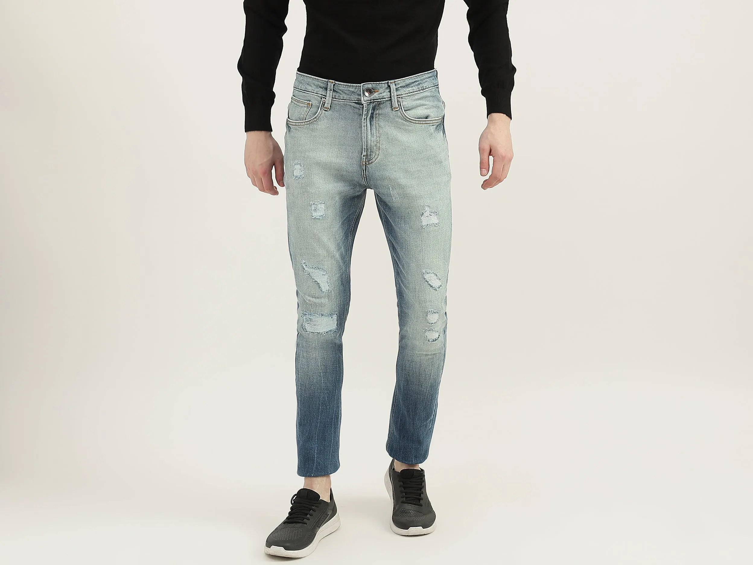 Men Solid Carrot Fit Jeans