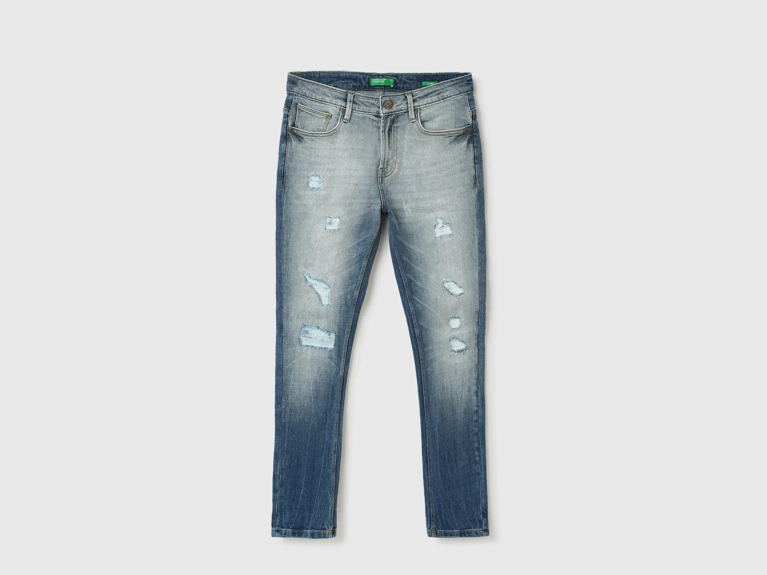 Men Solid Carrot Fit Jeans