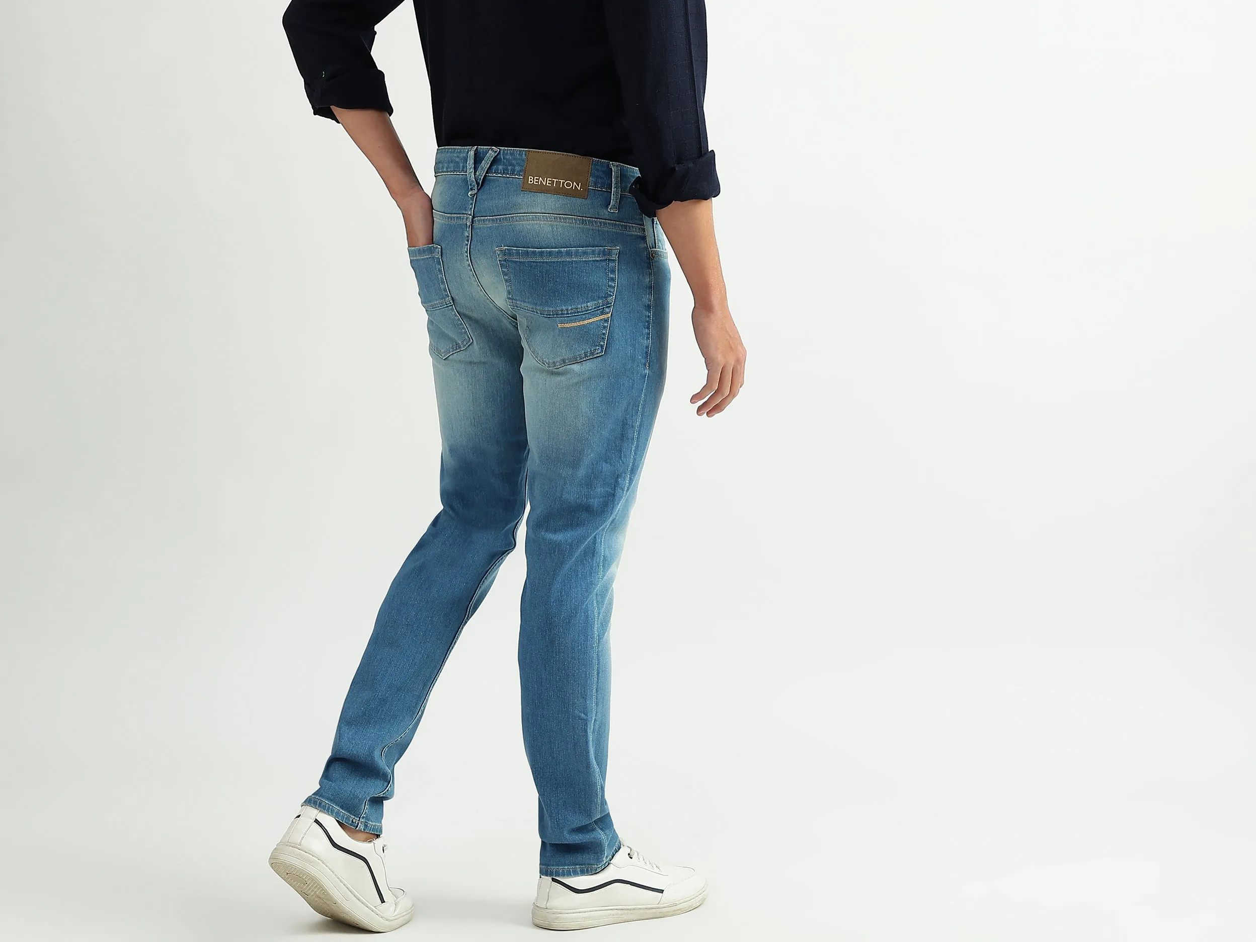 Men Solid Skinny Fit Jeans