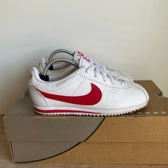 Nike Classic Cortez White/Red Kids Sneakers - SZ 2 Y