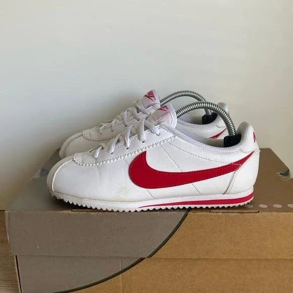 Nike Classic Cortez White/Red Kids Sneakers - SZ 2 Y