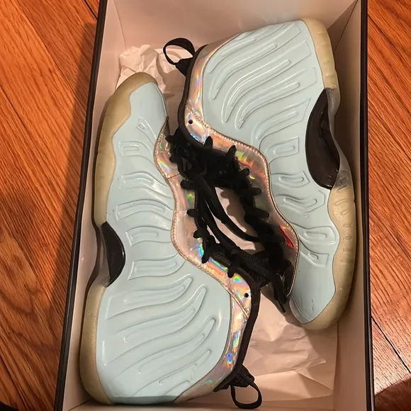 Nike little posite one size 5Y