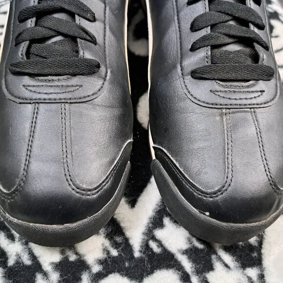 Puma Roma Classic Men's Sz 13 Black White Sneakers