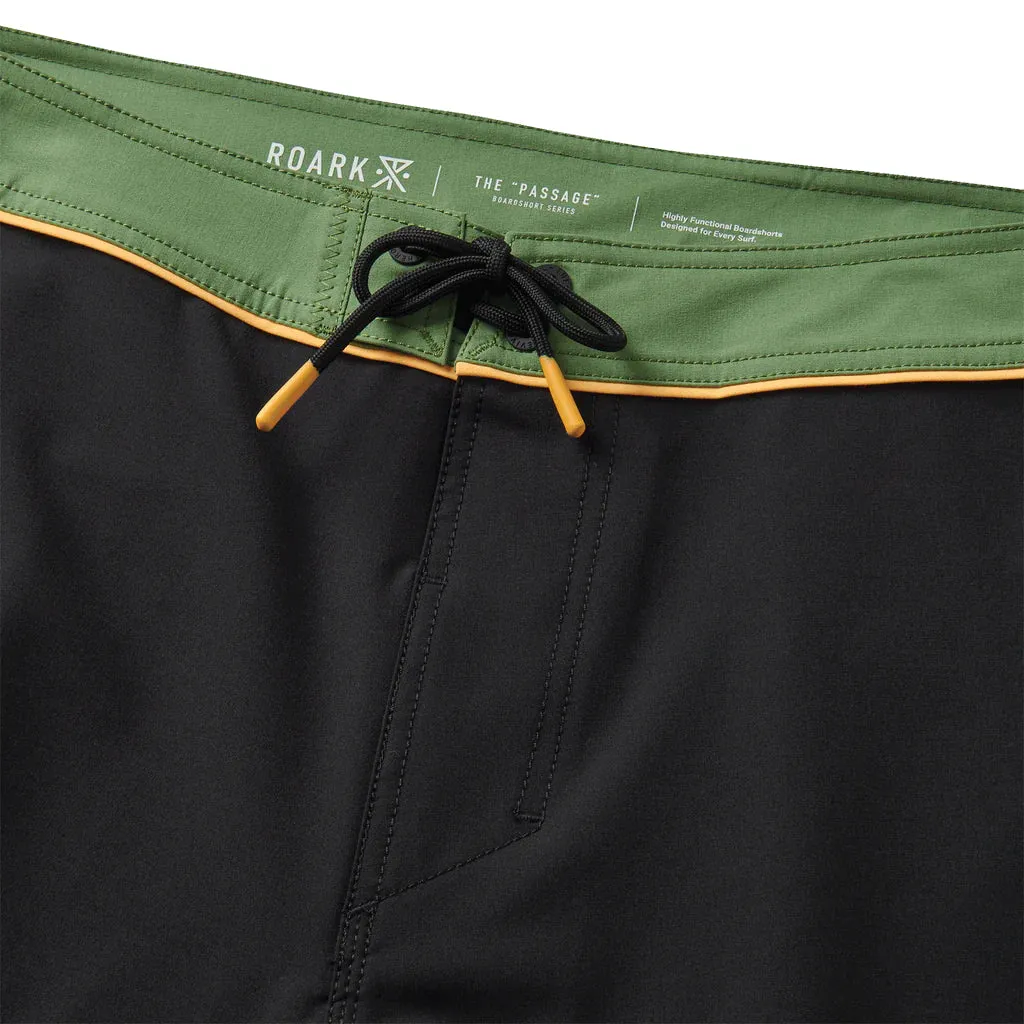 Roark Passage 17" Boardshorts Black