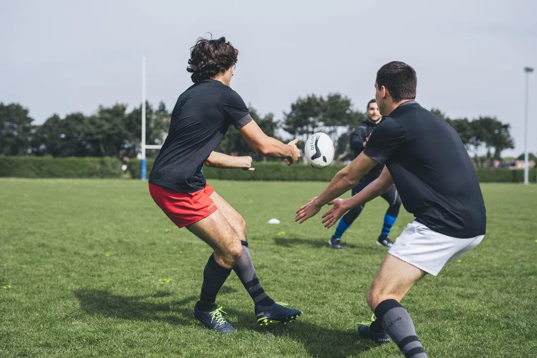 Short rugby adulte avec poches R100