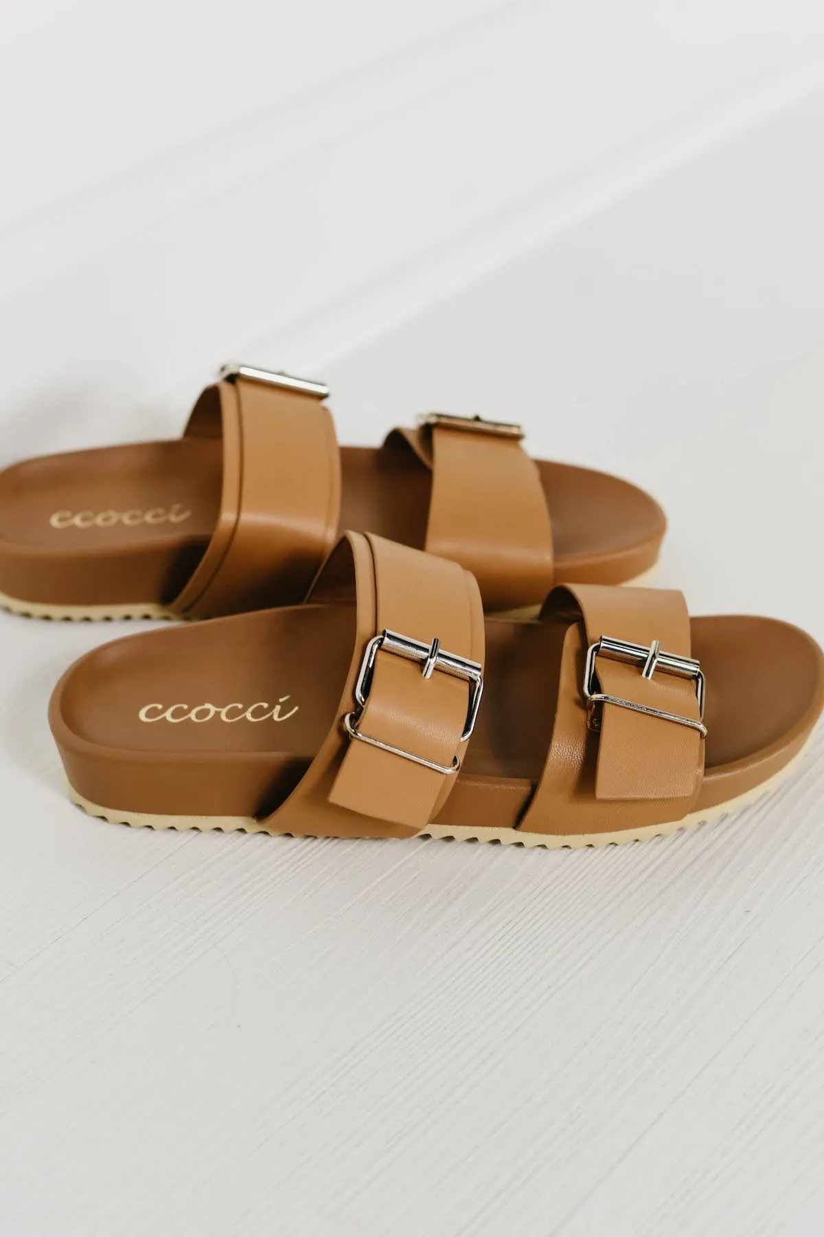 The Rouge Sandal - Camel