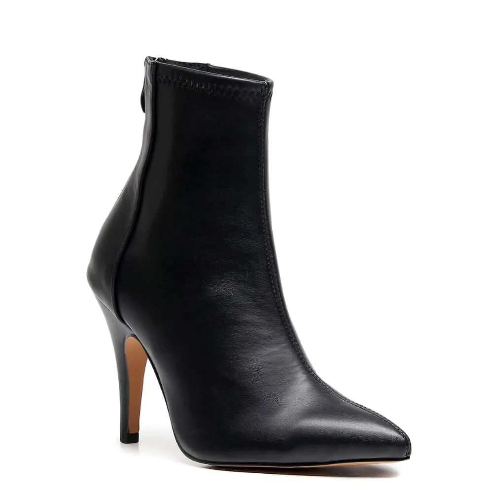 Yarray - Black Vegan Stretch Leather - Street Sole